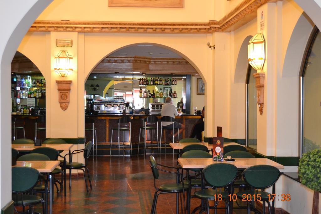 Hotel Poniente Moraleda De Zafayona Ngoại thất bức ảnh