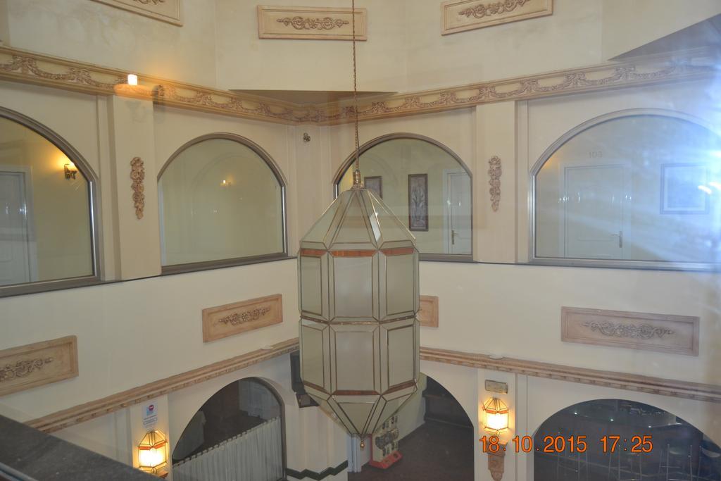 Hotel Poniente Moraleda De Zafayona Ngoại thất bức ảnh