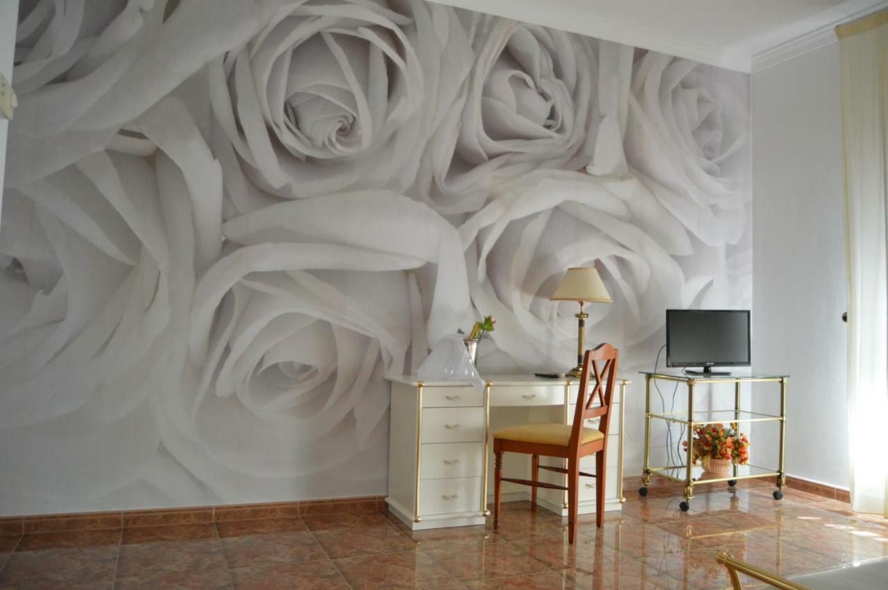 Hotel Poniente Moraleda De Zafayona Ngoại thất bức ảnh