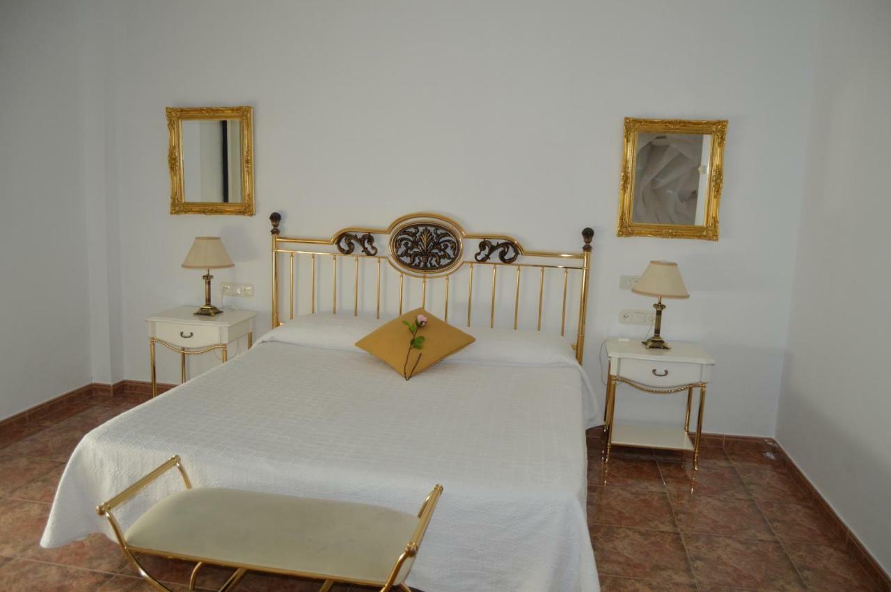 Hotel Poniente Moraleda De Zafayona Ngoại thất bức ảnh