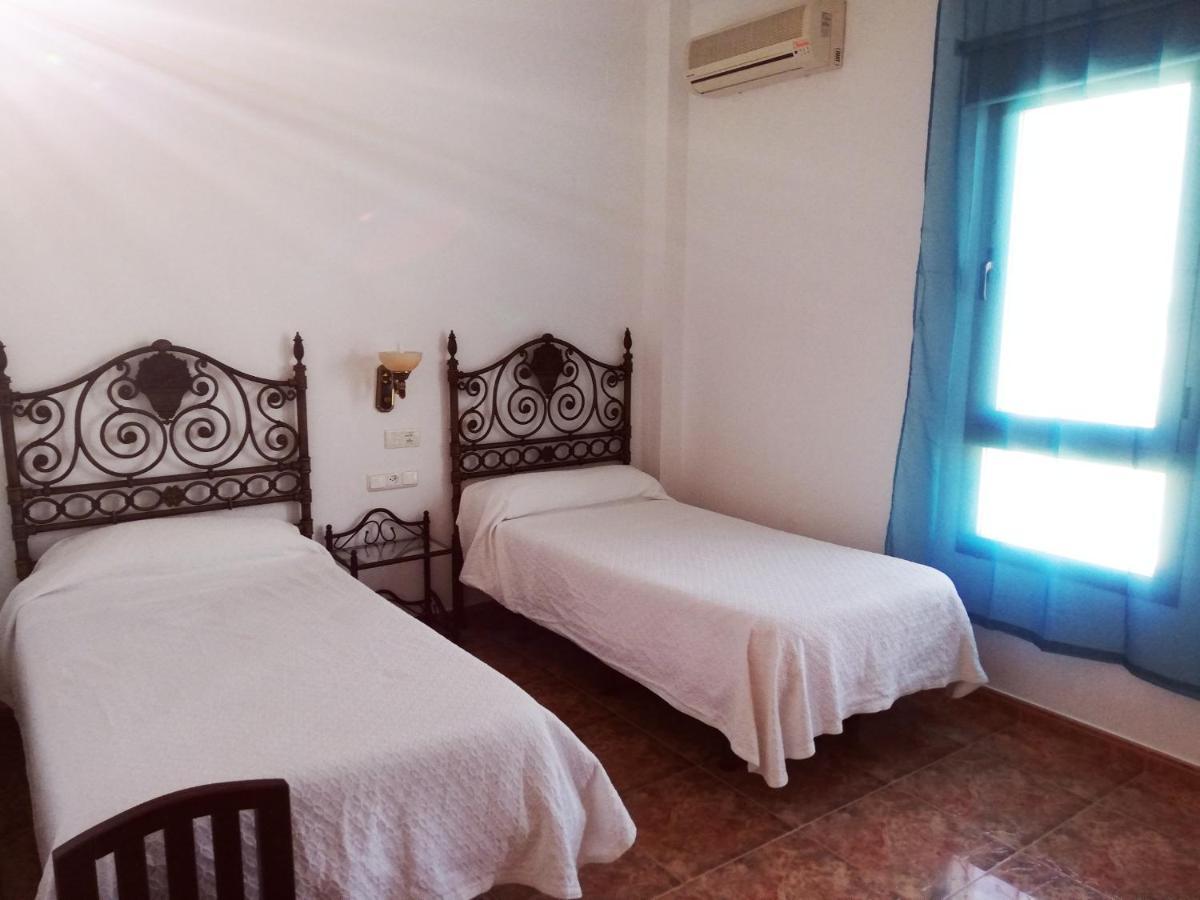 Hotel Poniente Moraleda De Zafayona Ngoại thất bức ảnh
